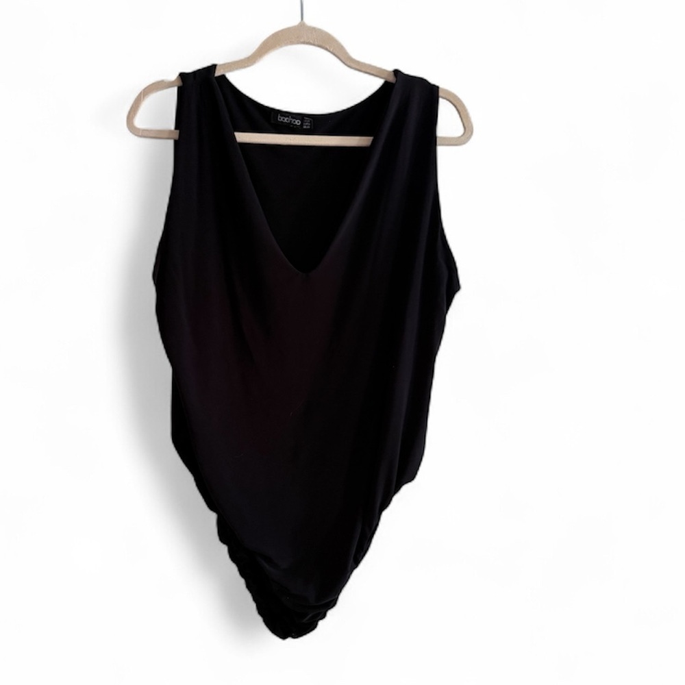 Boohoo V-Neck Bodysuit | Plus​​